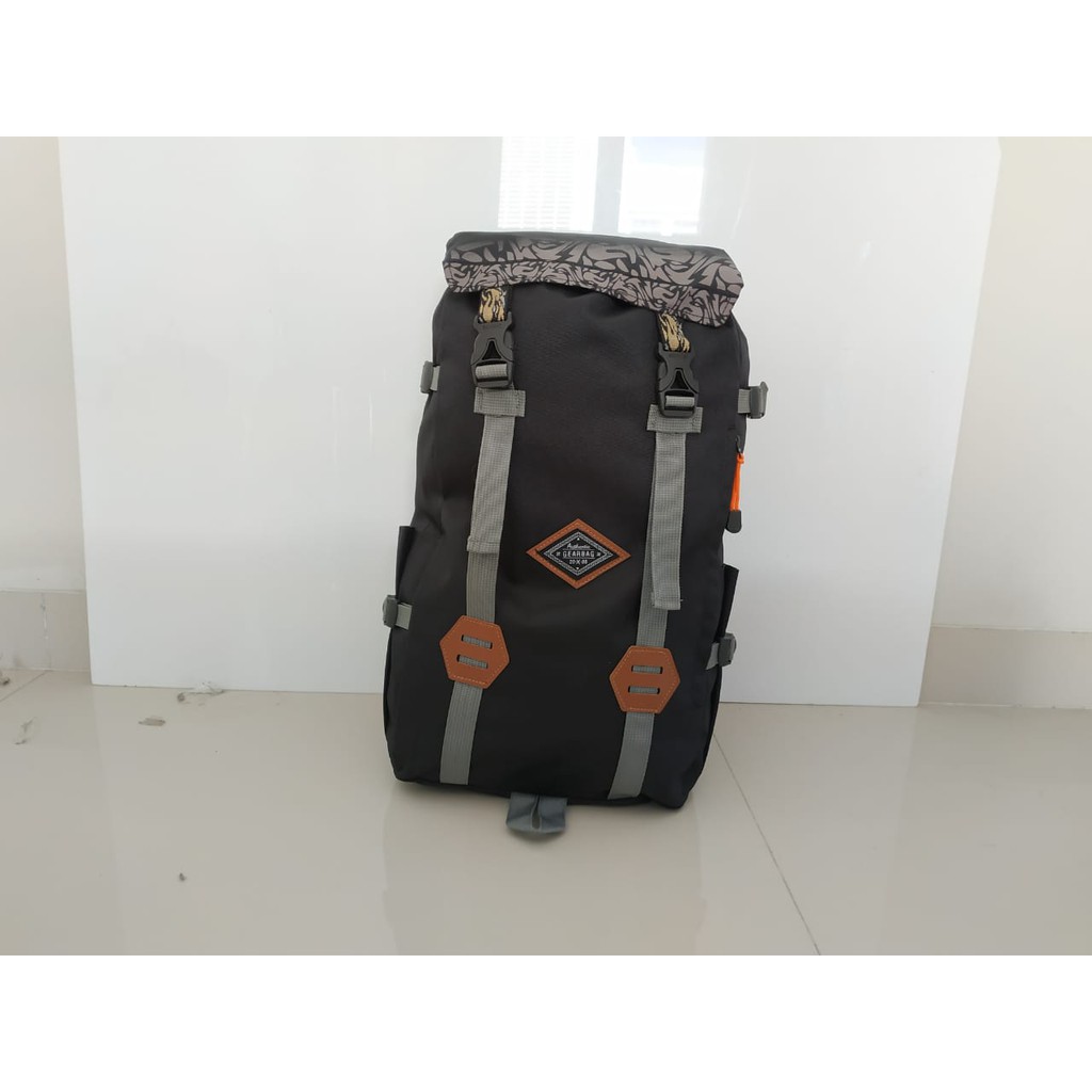 Daypack Tas Ransel Adventure Terbaru Pria Tas Sekolah Distro Multifungsi 30 Liter