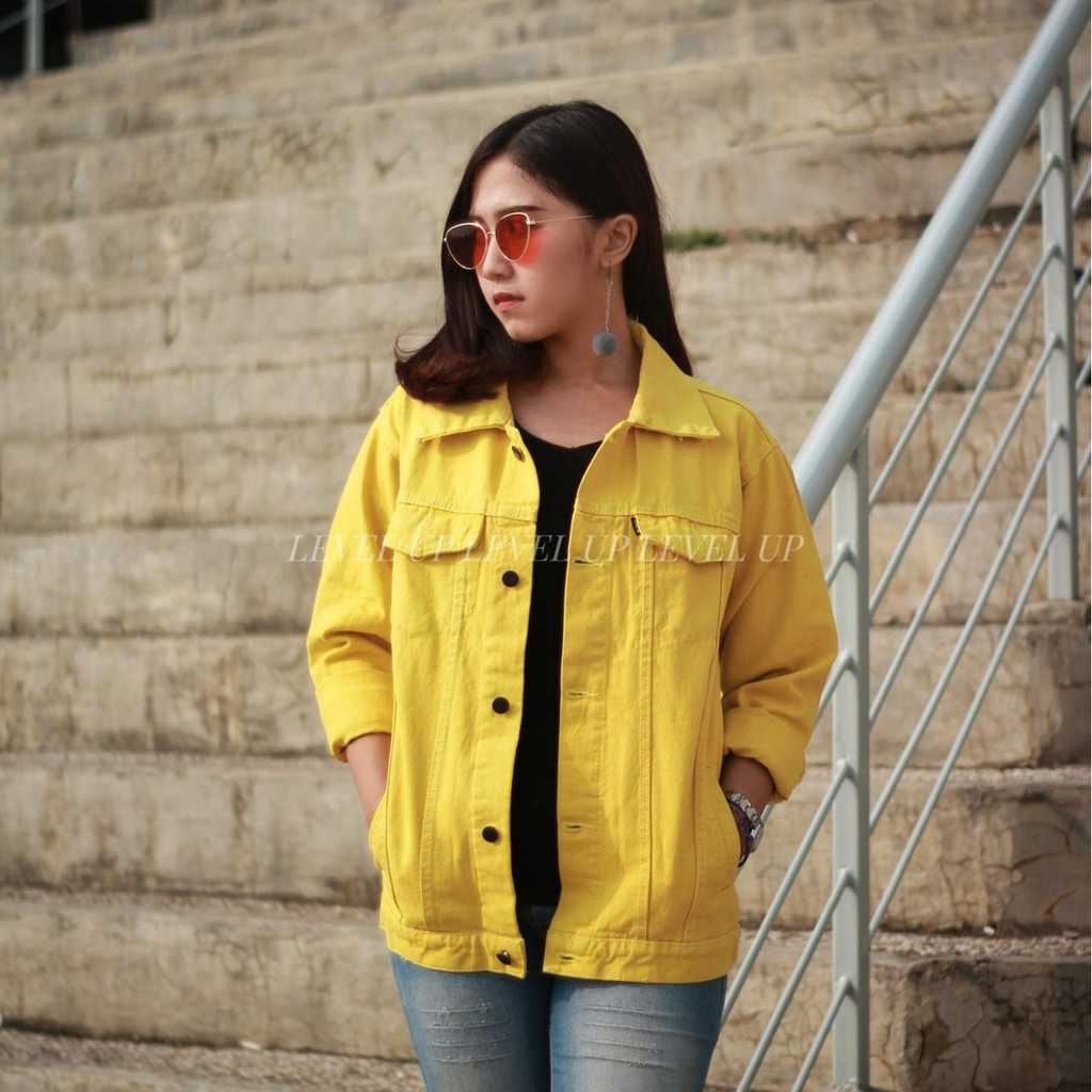 yellow levis