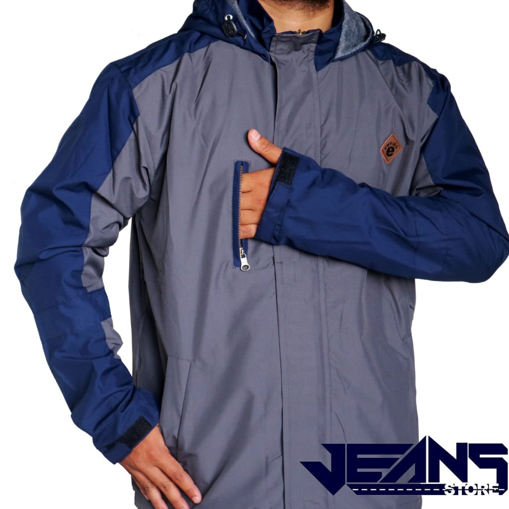 JAKET HOODIE OUTDOOR TASLAN WATERPROOF JAKET MOTOR BIKERS ANTI AIR JAKET GUNUNG HIKING TRAVELING