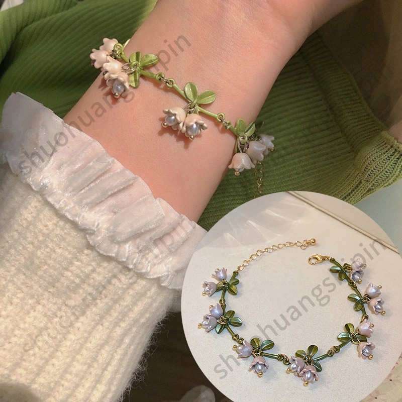 Gelang Tangan Rantai Aksen Bunga Lily Putih Elegan Untuk Wanita