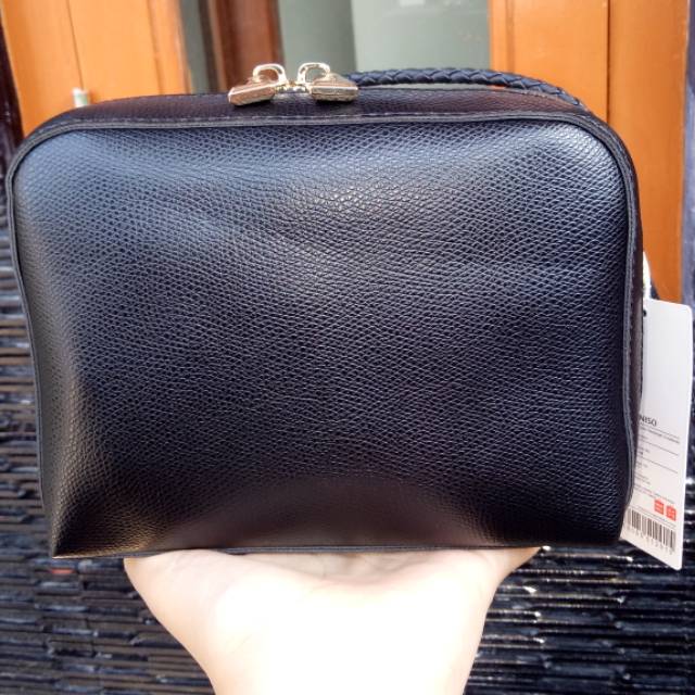 Miniso solid color rectangle crossbody bag warna hitam