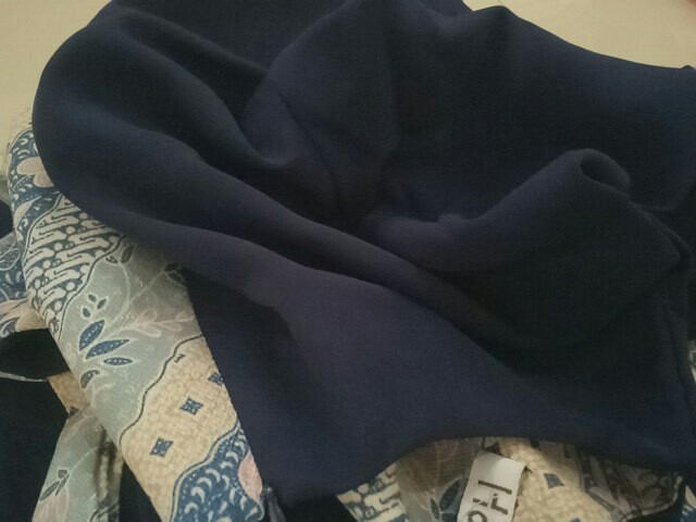 Gamis Batik - Satu Set Gamis - Fathima Hijab Hayuri