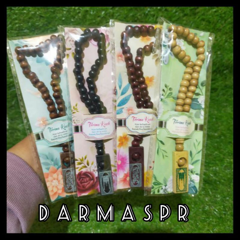 souvenir tasbih  KAYU kemasan alas motif CANTIK MURAH LAGI TREN per pcs