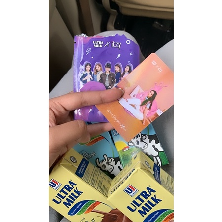 photocard ultramilk x itzy yuna konsep