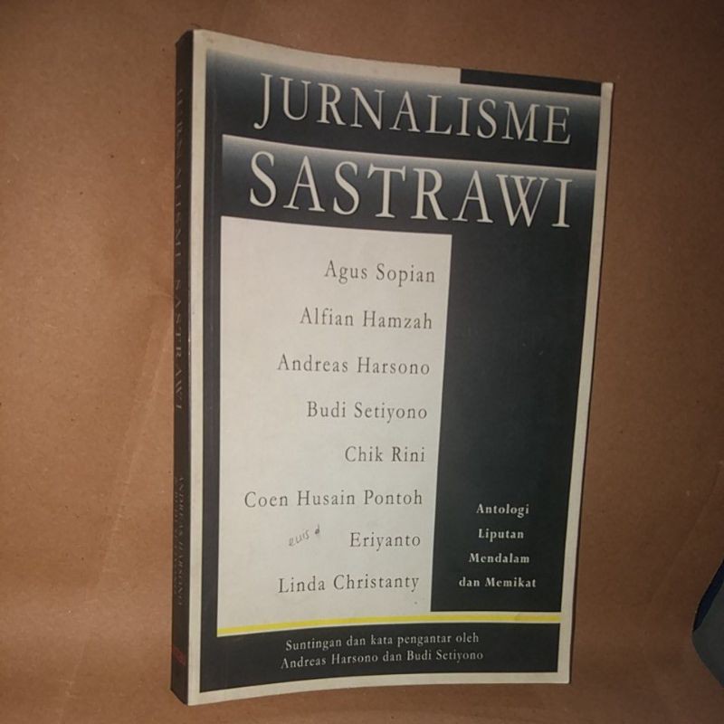 buku jurnalisme sastrawi