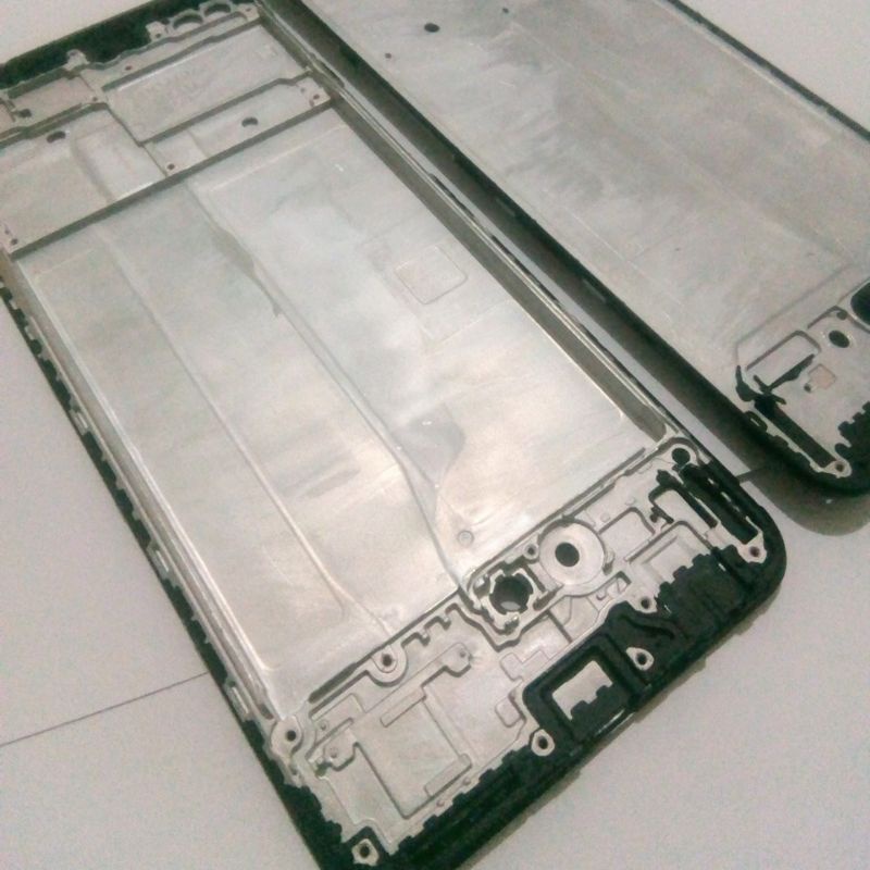 Frame LCD Oppo Reno 4F | Reno 4 F Tulang Tengah Tatakan LCD Original