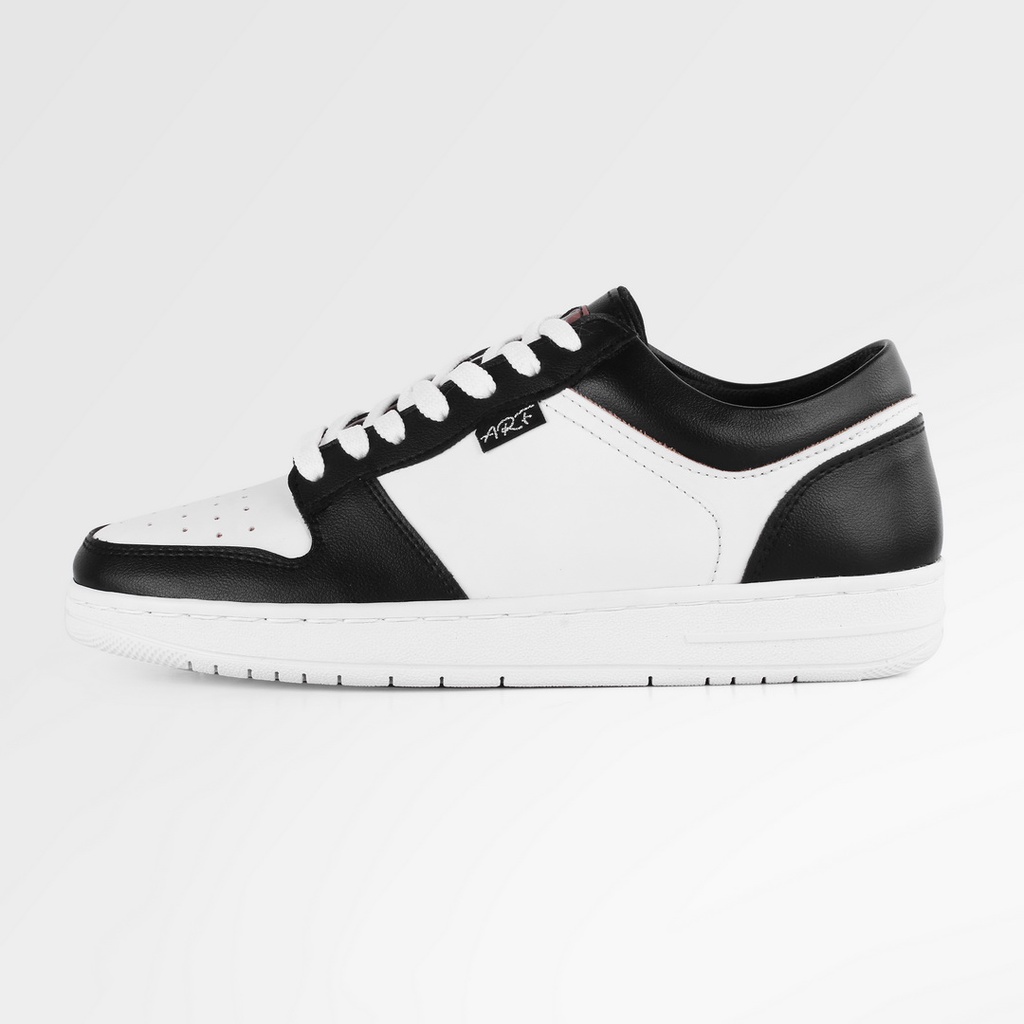 LEON WHITE BLACK |ManNeedMe x ARF| Sepatu Sneakers Pria Casual Shoes ORIGINAL