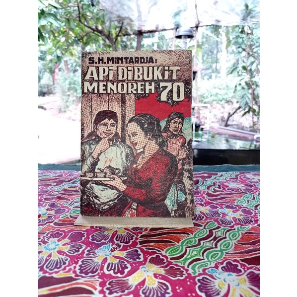 BUKU API DIBUKIT MENOREH 70