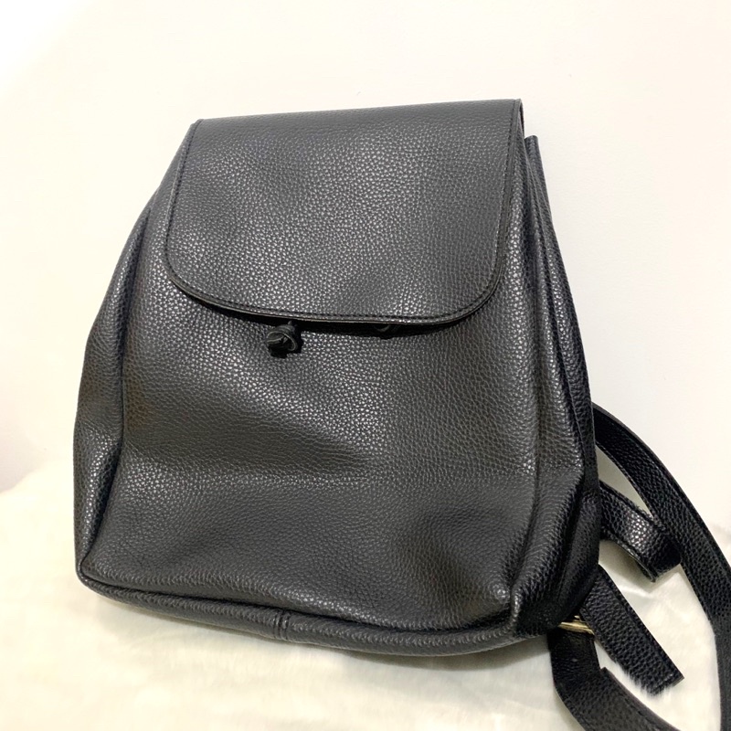 tas ransel kulit warna hitam