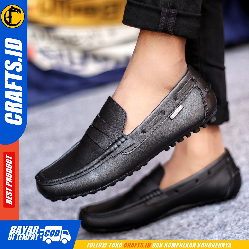 Sepatu Casual Pria Sepatu Slip On Pria Kulit Pu Kerja Kantor Kuliah Kondangan Sepatu Slop Pria Sepatu Hitam Pria CRAFTS IRISH