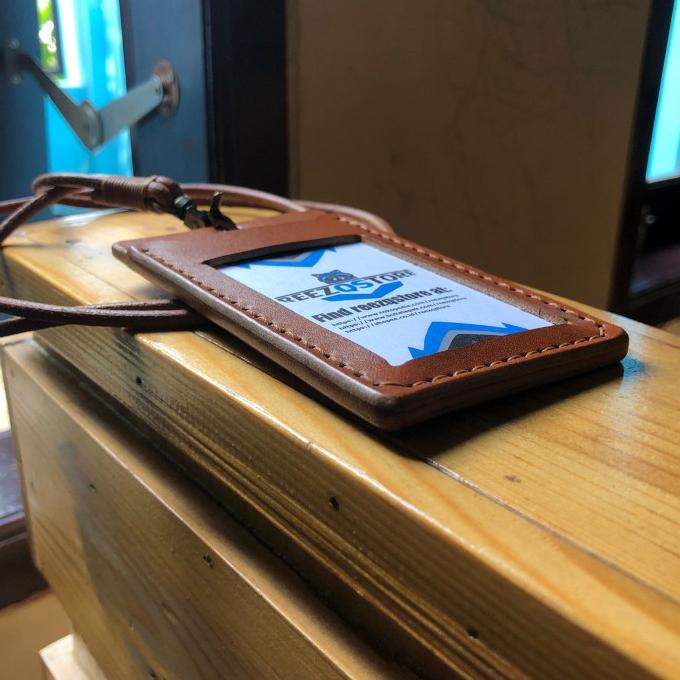 

[[COD]] ID Card Holder Kulit - Tempat ID Card Kulit - Name Tag Kulit Vegtan CUCI GUDANG Kode 1472