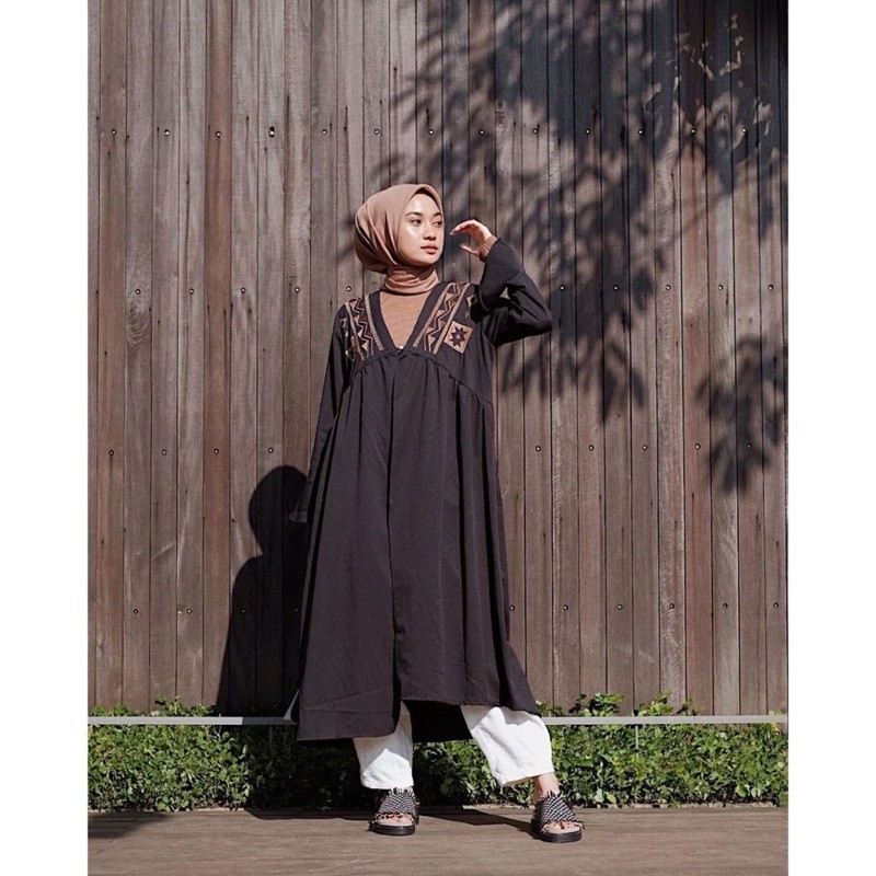 Outer bohemian bordir Black