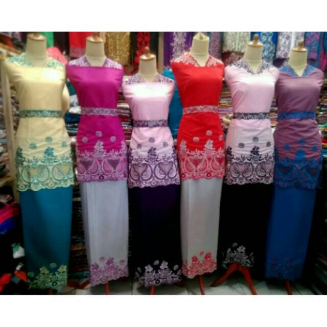 Kain bordir bukittinggi