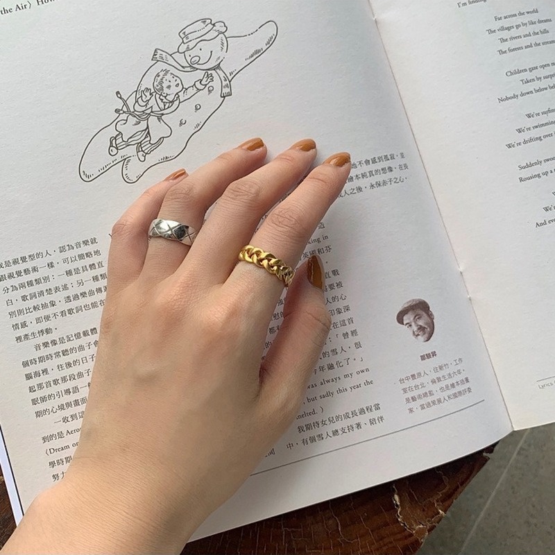 Japanese Entry Lux Woven Twisted Index Finger Ring