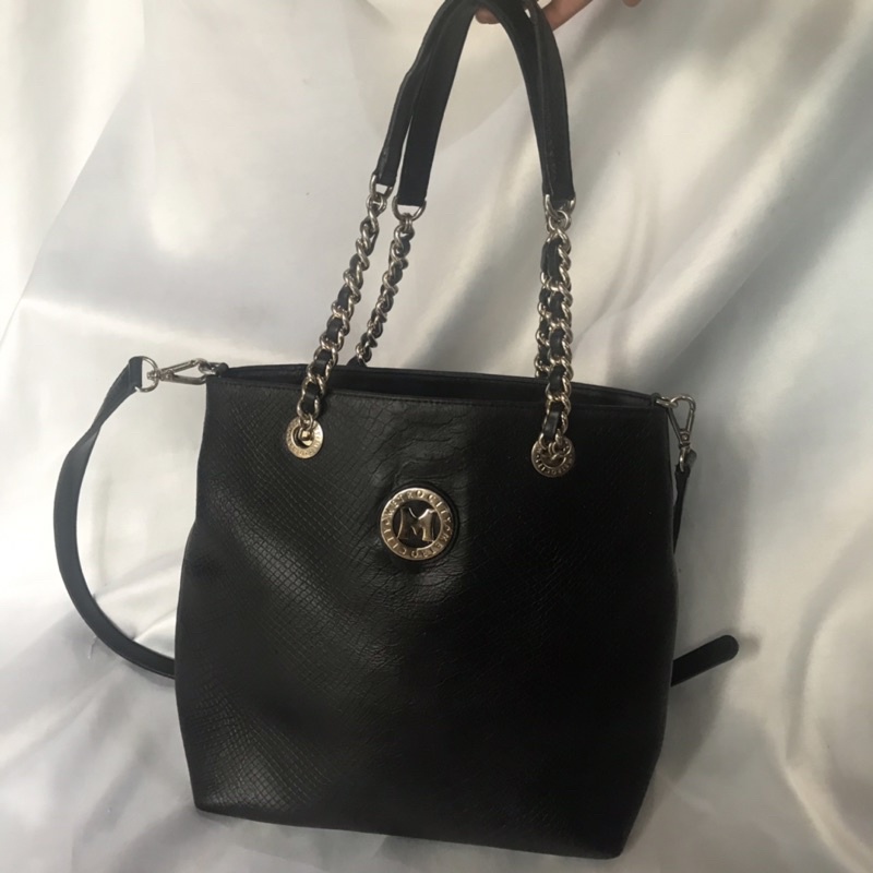 defect sale nego detail chat / METROCITY metro city kulit asli ular