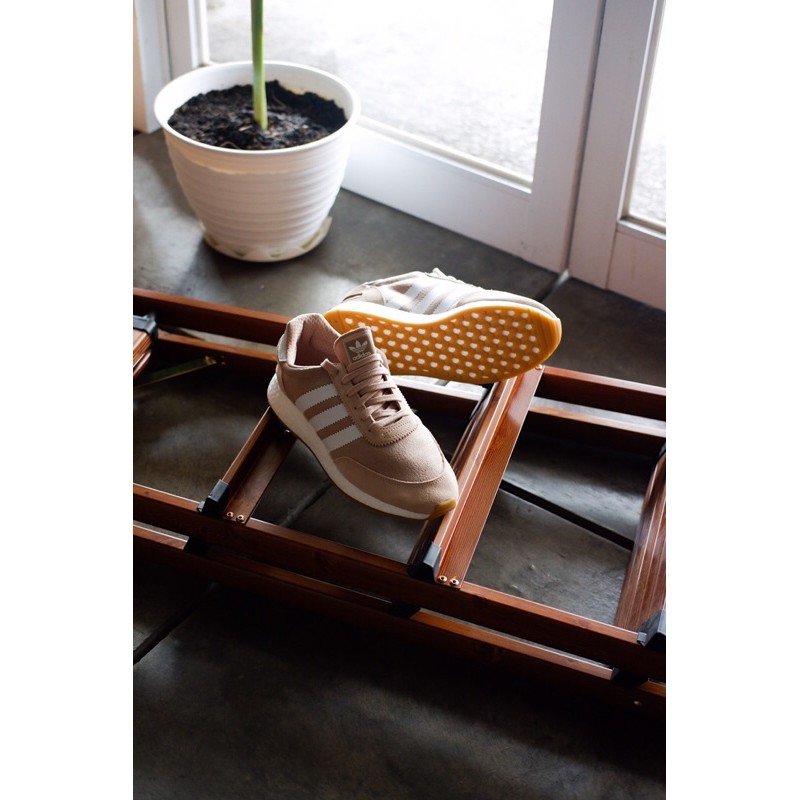 adidas i5923 BNIB “pale nude”