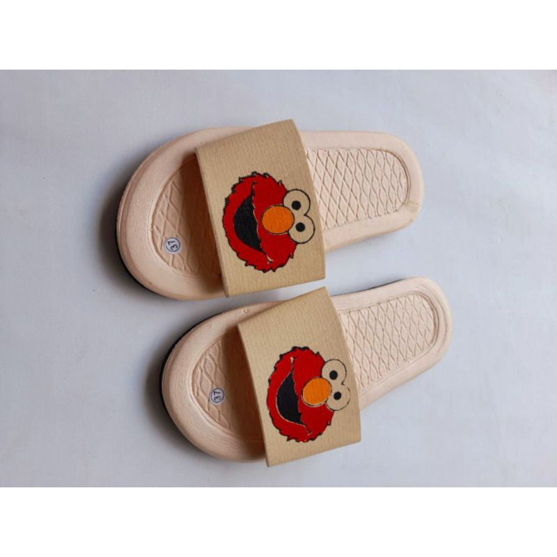 Sandal Selop wanita Motip Elmo terbaru Arkn023