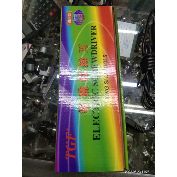 Obeng Listrik tipe JB-800 sett + mata obeng 2pcs