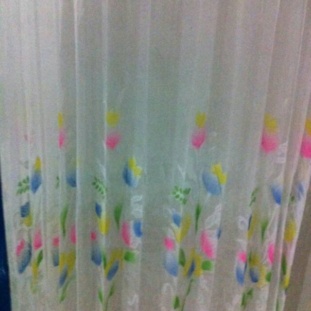 Vitrase Gorden Warna Motif Bunga Matahari Tulip Model Plisket Tinggi 195 Cm