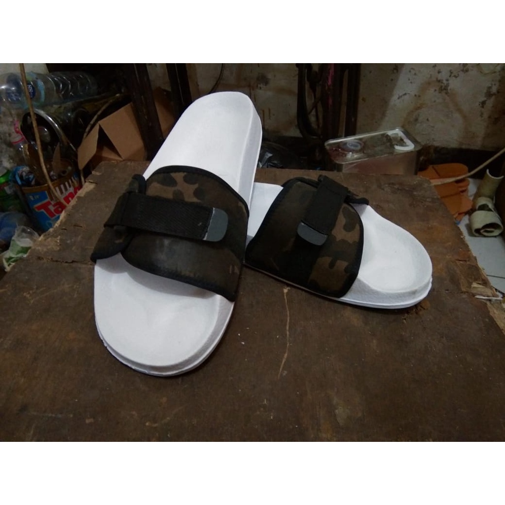 Medle Footwear / Sandal Slide