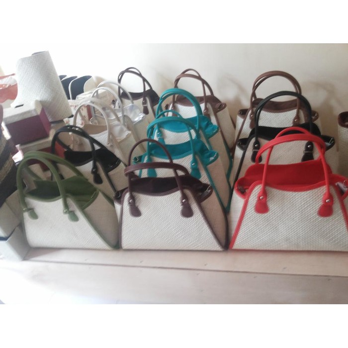 Tas Pandan Model Gelombang / Tas Anyaman Pandan Polos Media Decoupage