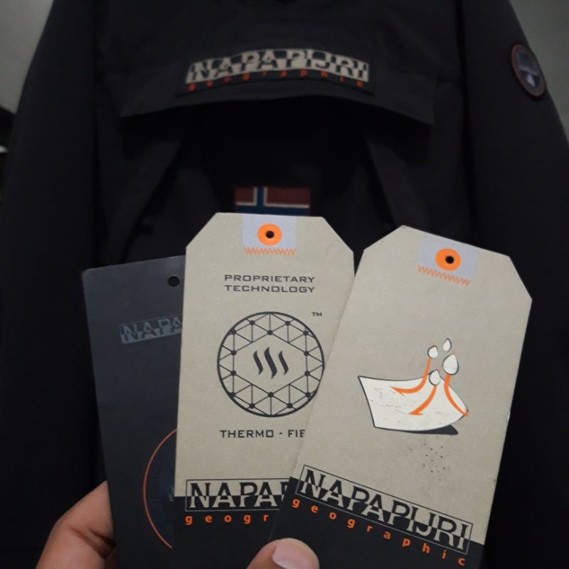 Jaket Outdoor Second || NAPAPIJRI SKIDOO ANORAK N0YI4R