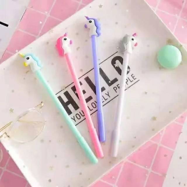 

Pena unicorn head karakter unik