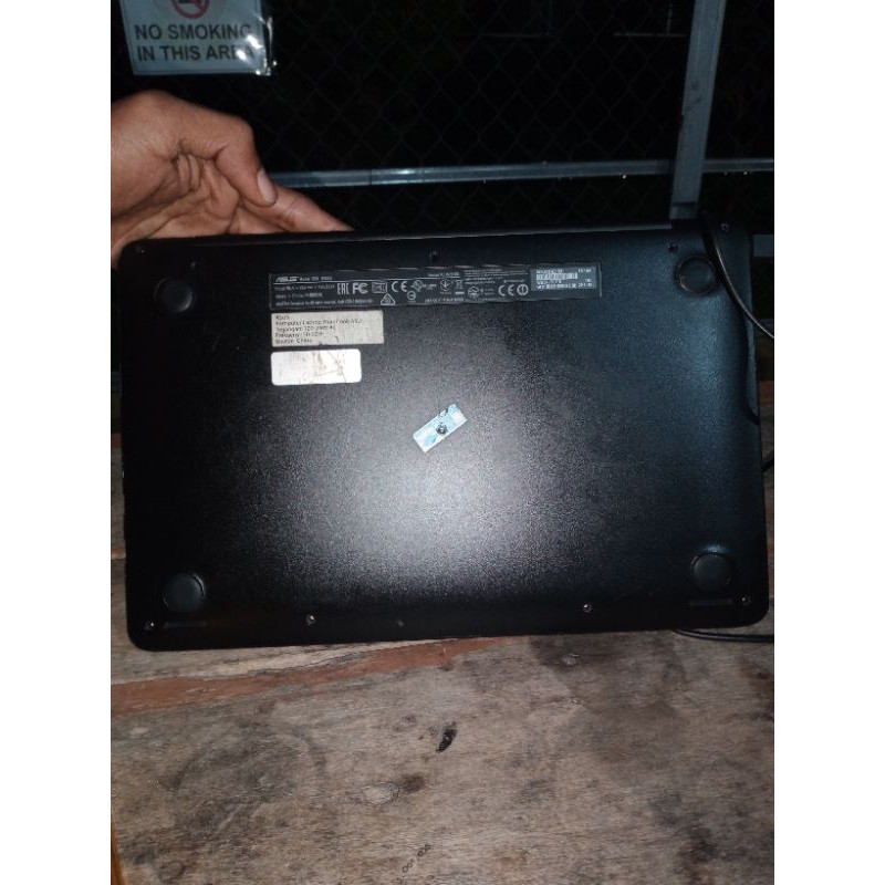 notebook Asus E202S