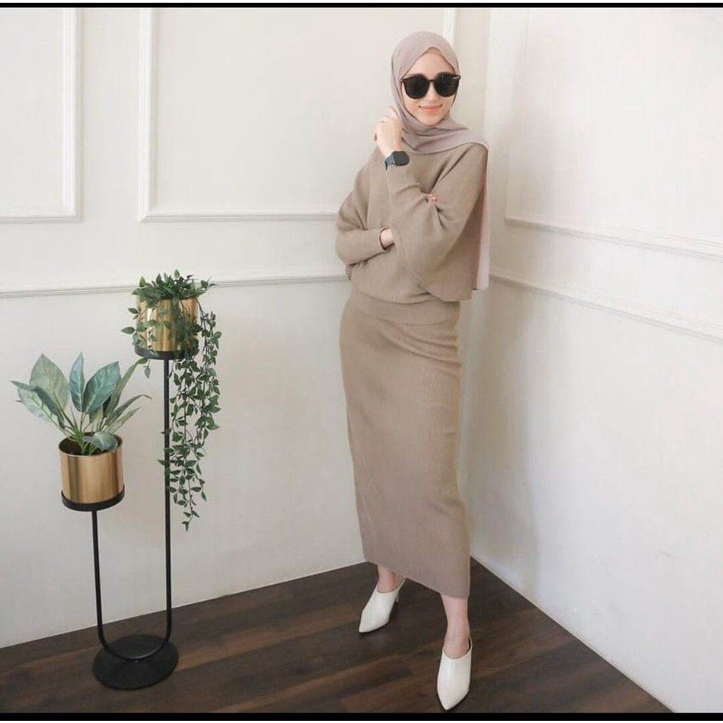 SETELAN RAJUT TEBARU/SETELAN BAJU ATASAN + ROK /SETELAN ROK + ATASAN BATWING//SETELAN TEBARU