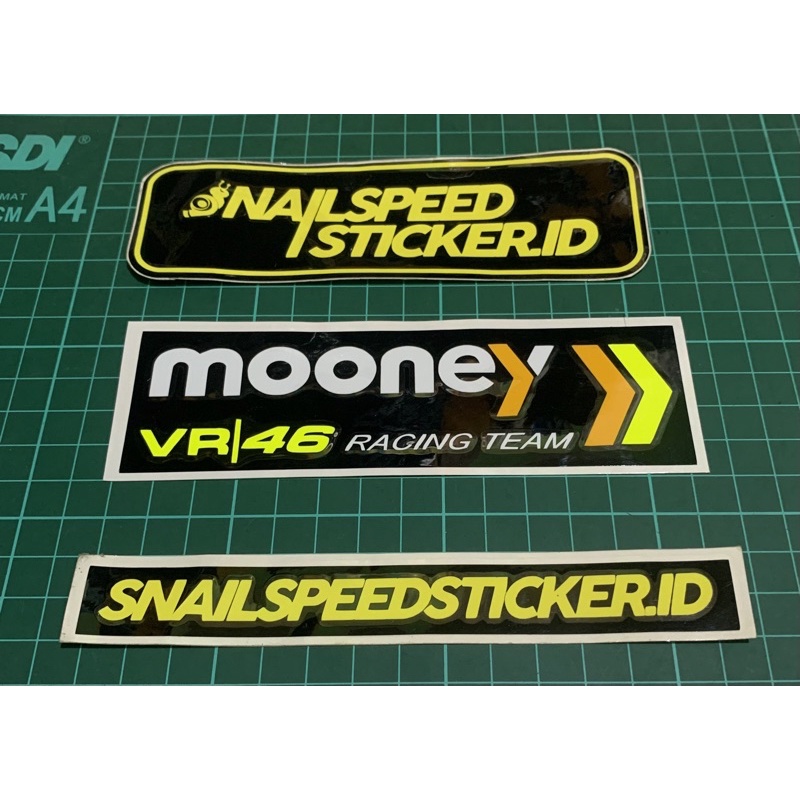 cutting stiker team vr46 valentino rossi mooney racing team 14x4.2cm