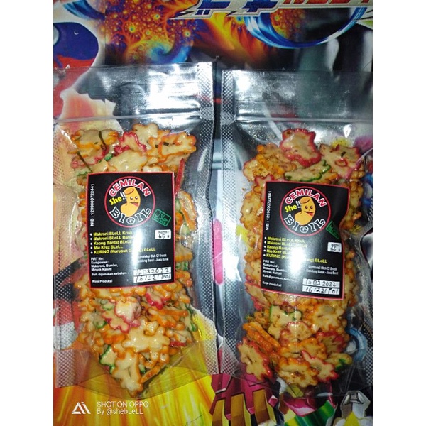 

seblak kering pedas daun jeruk 65gam