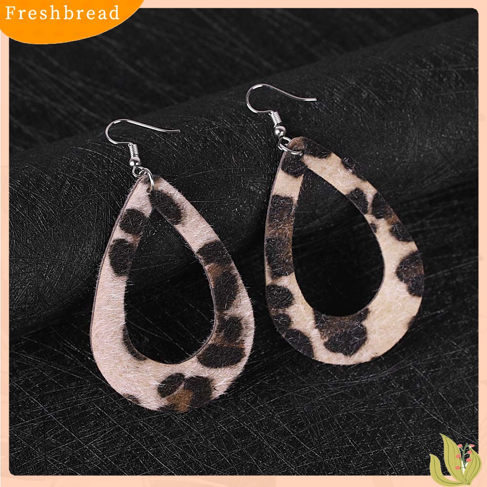 Fresh| Anting Kait Gantung Wanita Bahan Kulit Imitasi Desain Print Leopard Untuk Hadiah