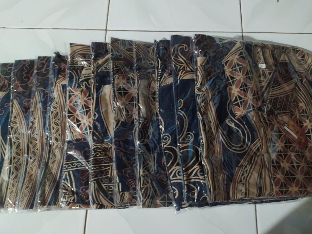 New Kemeja Batik Slimfit Lengan Panjang Exclusive Butik Motif Bata Silver