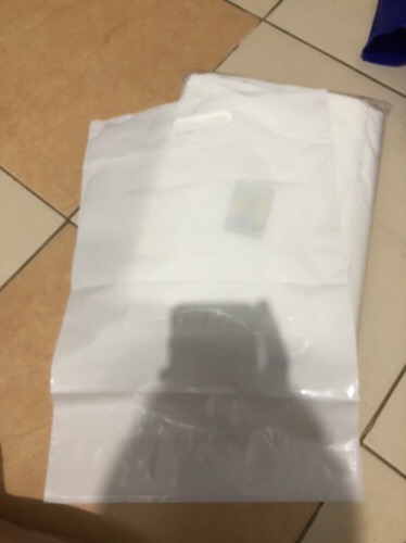 Plastik Klip Pond Oval Plong (tebal) 30x38+7/ 30x45 Isi 100 Lembar. Bening,susu,hitam