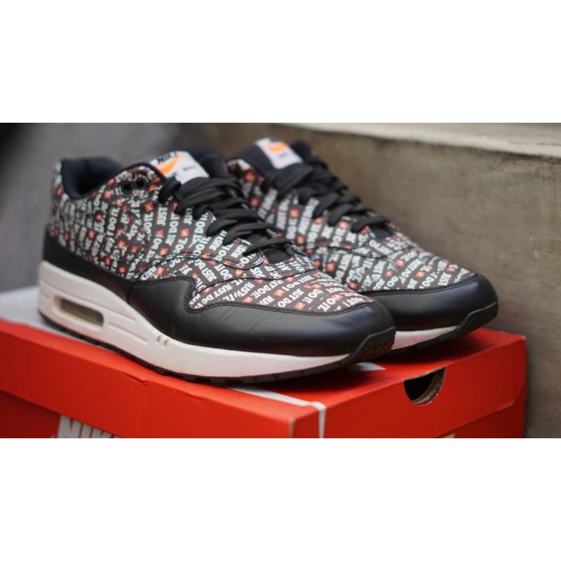 Nike Airmax 1 Black/Orange Just Do It Pack