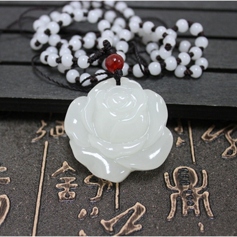 Kalung Liontin Batu Giok Putih Alami Bentuk Mawar Untuk Wanita