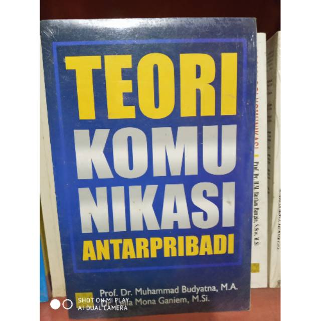 Buku teori komunikasi antar pribadi