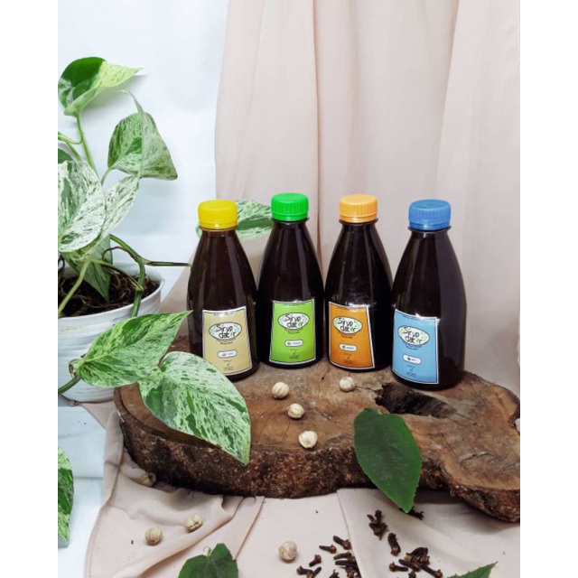 

Sirup Daker Minuman Herbal Daun Kersen Jahe Kencur Mint Alami Tanpa Pengawet