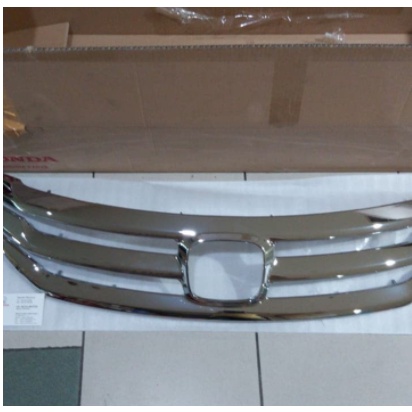 List grill depan / Front Grill vernekel chrome Honda Freed 2015 Original