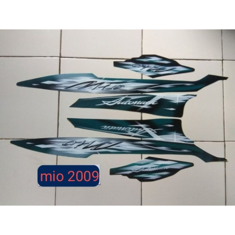 striping lis polet mio garnis mio sporty 2009 hitam