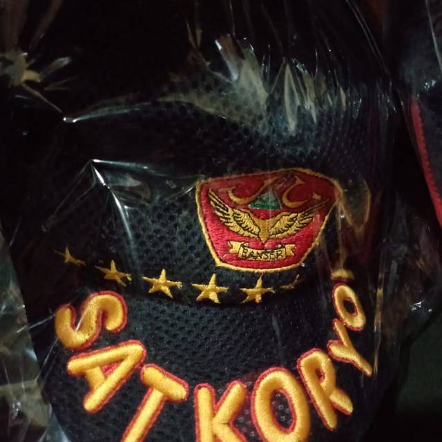 TOPI BANSER SATKORYON.