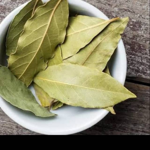 

BAY LEAVF ECER 25 gr