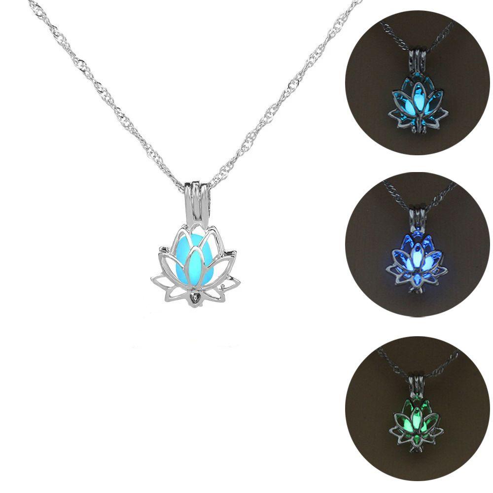 R-flower Luminous Necklace Trendy Liontin Kalung Novelty Glow in the Dark