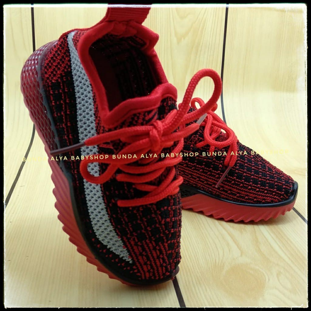 Sepatu Anak Laki LED Usia 4 Tahunan IMPORT Size 29 MERAH - Sepatu Anak Sneakers Lampu Alas Karet Anti Licin