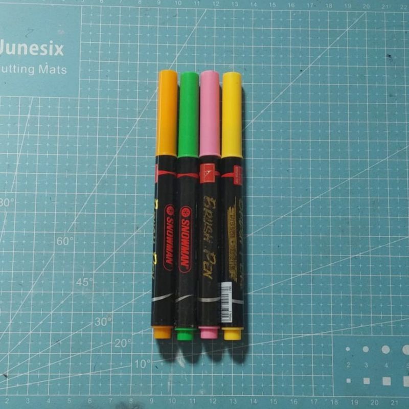 

brush pen snowman (preloved) saasya.co