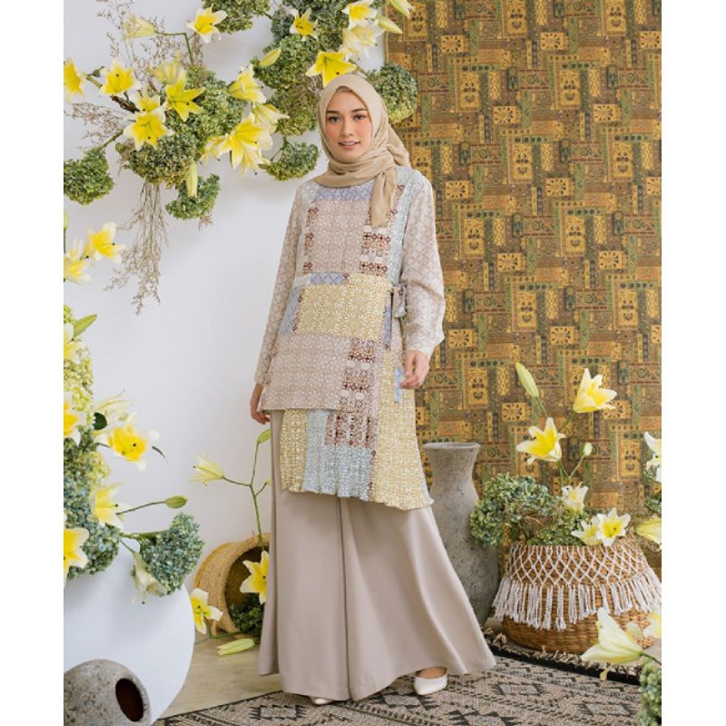 Kenitra Tunik Zuhri (XL) by Heaven lights Original