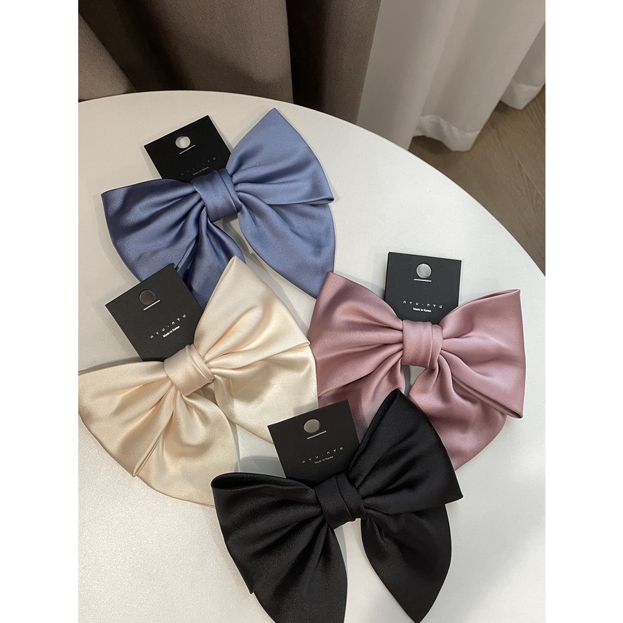 SUPER BIG BOW HAIRCLIP RIBBON HAIR CLIP KLIP JEPIT RAMBUT PITA BESAR JEPITAN FAIRY GIRLY GRENCH RETRO VINTAGE KLIP AKSESORIS SATIN KAIN SILK LEMBUT WARNA SOLID POLOS PASTEL HITAM PUTIH KREN PINK BIRU HIJAU KOREA KOREAN INS TRENDY NICHE