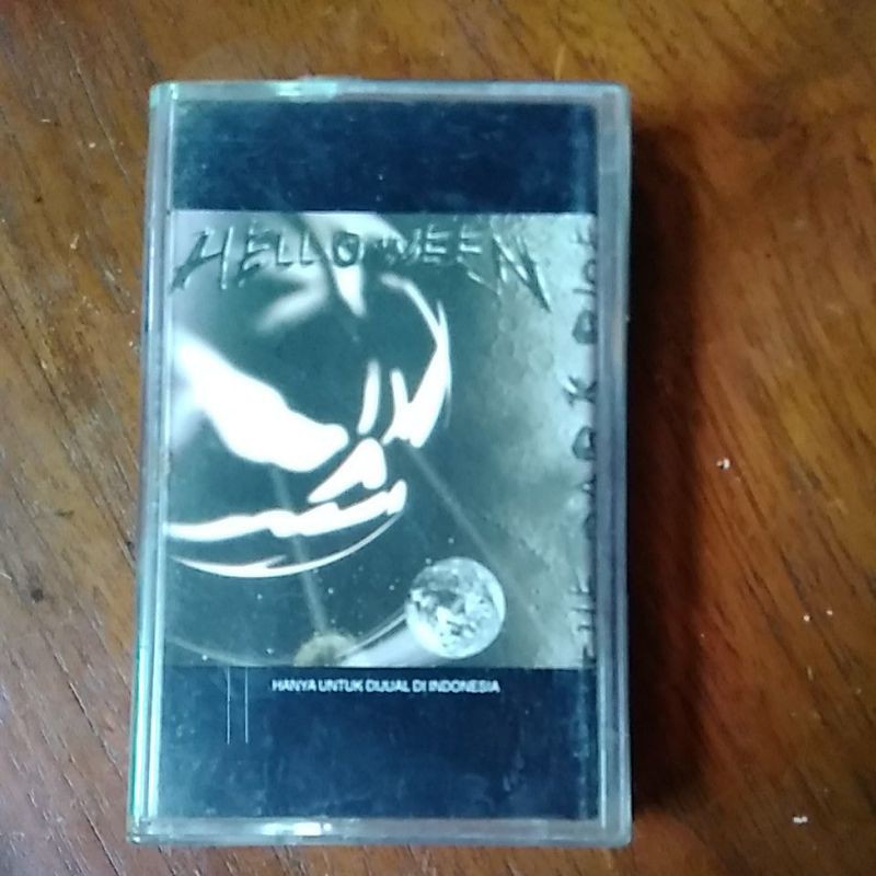 Kaset Helloween The dark Ride
