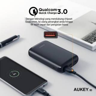 Aukey PowerBank 10000mAh with Lighting Input & PD Type C