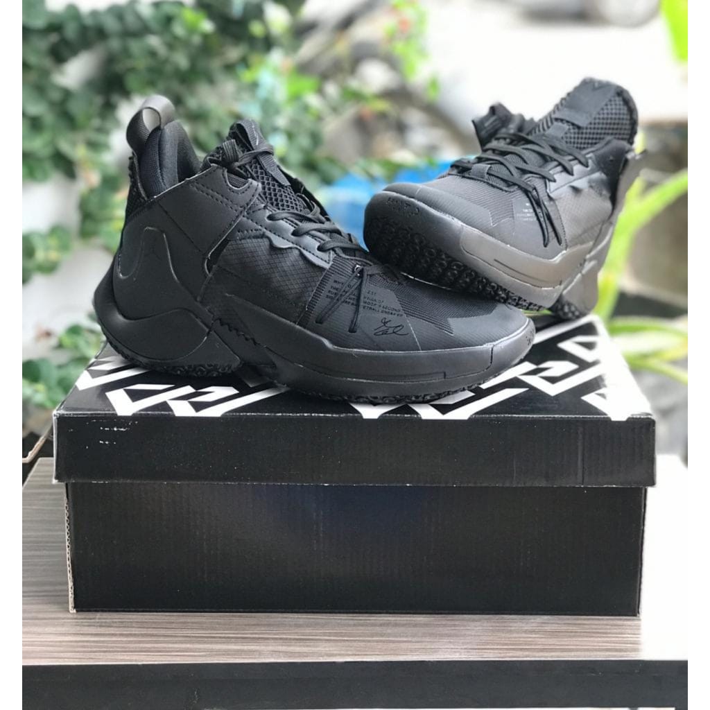 sepatu basket jordan whynot zero 2 0.2 triple black